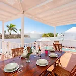 Villa Tania